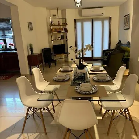 Amery 3 Bedroom In Apartament