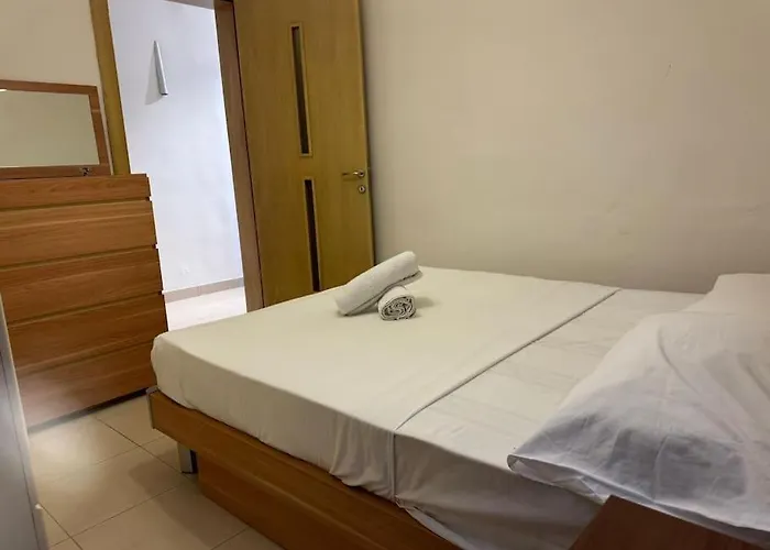 Amery 3 Bedroom In * 슬리에마